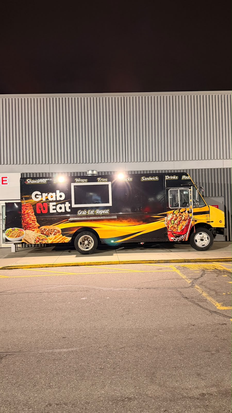 Grab N Eat food truck